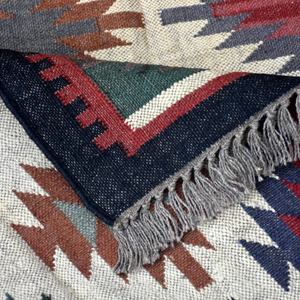 Tapis en laine et jute 4x6 tissés à la main qui allient élégance rustique et simplicité moderne - Product Image 4