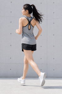 Camisetas sin costuras para mujer, top corto de fitness, chaleco de yoga para correr con espalda cruzada, diseño transpirable sin mangas para gimnasio - Product Image 4