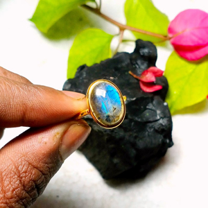 Bague en labradorite, argent sterling 925, faite à la main, style bohème, bijou fantaisie - Product Image 1