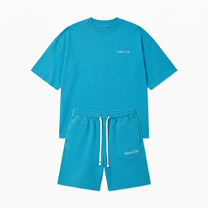 Ensemble short et t-shirt sport tricoté personnalisé avec logo imprimé pour homme, collection été 2025 – T-shirt à manches courtes et survêtement 100 % coton écologique - Product Image 4