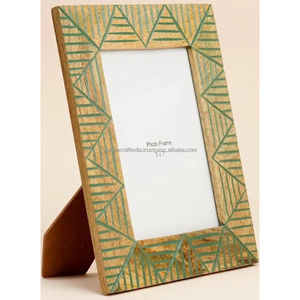 Marco de fotos de madera clásico Premium FrameCrafters | Elegante diseño acabado a mano para decoración del hogar, pared de galería y exhibición al por menor - Product Image 5