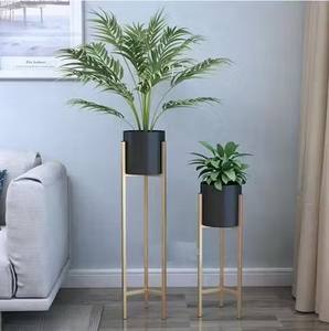 Support de pot en métal en promotion usine avec pot noir, design artisanal durable pour pots lourds et décoration intérieure élégante - Product Image 6