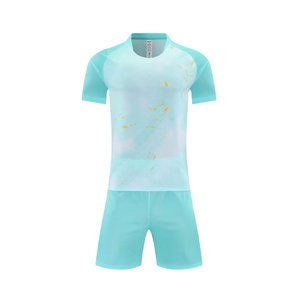 Conjunto de Uniforme de Fútbol con Logotipo Personalizado Más Vendido, 100% Poliéster, Nuevo Diseño, Servicio OEM Disponible, Técnicas de Corte Automatizadas - Product Image 1