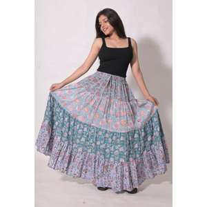 กระโปรงยาวผ้าฝ้ายทำมือลายปะติดปะต่อพิมพ์ลายดอกไม้สไตล์โบฮีเมียน กระโปรงแม็กซี่จีบระบาย ซักได้ เหมาะสำหรับงานเทศกาลสำหรับผู้หญิง - Product Image 3