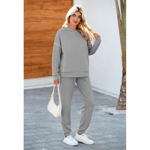 Ensemble survêtement molletonné premium pour femme – Hoodie et pantalon amples, coupe oversize, style athleisure décontracté, streetwear, entraînement, jogging - Product Image 4