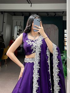 Ceinture en soie TENNECY Rangoli avec perles tubulaires et broderie en fil, extensible et à séchage rapide - Product Image 6
