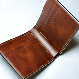 Portefeuille pour homme en cuir véritable fait main de qualité supérieure, porte-cartes, vente en gros, fournisseur OEM personnalisé, export de haute qualité à bas prix - Product Image 4