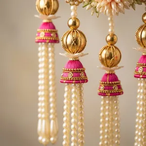 Adornos florales tradicionales para puertas con borlas para la decoración del hogar en Diwali, para uso en interiores en la entrada. - Product Image 3