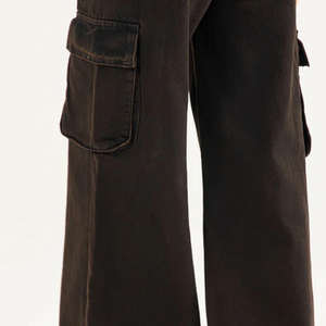 Jeans de mezclilla negros al por mayor de alta calidad para mujer, con 6 bolsillos, fabricados en Pakistán, corte ajustado. - Product Image 6