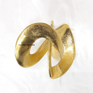 Objeto Decorativo Tallado a Mano en Metal con Acabado en Color Dorado, Escultura Artesanal de Aluminio para Decoración del Hogar o Escritorio - Product Image 1