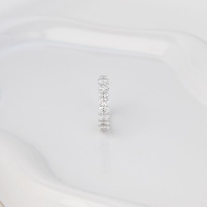 แหวนเพชรทรงรี 3.15 กะรัต เพาะเลี้ยงในห้องปฏิบัติการ ดีไซน์แบบ Eternity Band ทองคำขาว 14K แหวนแบบซ้อนได้ แหวนแต่งงานทันสมัย เครื่องประดับชั้นดี - Product Image 2