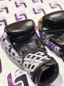 Gants de boxe Fairtex légers avec design imprimé sur toute la surface, 100% cuir véritable, entraînement en plein air, équipement de combat MMA, kickboxing - Product Image 4