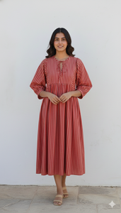 Vestido Mini Boho de Algodón 100% con Estampado Floral Rojo, Corte en A, Ajuste Relajado, para Mujer, Estilo Veraniego - Product Image 2