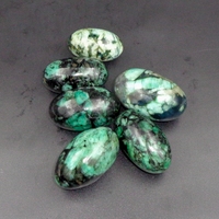 Chakralume Émeraude Naturelle Ovale, Cristal de Shivlingam Poli Vert, Pierre Sacrée, Reiki, Méditation, Guérison Spirituelle, Feng Shui