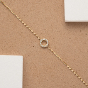 Bracelet en or rose avec cercle ouvert et diamants de laboratoire - Product Image 5