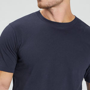 เสื้อยืดคอกลมแขนสั้นผ้าฝ้าย 100% ระบายอากาศได้ดี แห้งเร็ว สำหรับผู้ชาย - Product Image 4