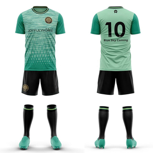Fabricante de Uniformes de Fútbol al por Mayor, Jersey y Pantalones Cortos Ligeros de Secado Rápido, Ideales para Equipos y Producción en Masa - Product Image 1