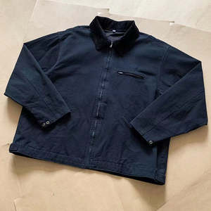 Chaqueta Bomber Corta Personalizada al por Mayor para Hombre con Logotipo Frontal, Estilo Casual Vintage con Parches - Product Image 3