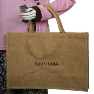 กระเป๋าหูหิ้วผ้าปอกระเจาพร้อมหูหิ้วด้านบนและลายตัวอักษร เป็นมิตรกับสิ่งแวดล้อมและนำกลับมาใช้ใหม่ได้ ความจุขนาดใหญ่พิเศษสำหรับใช้กลางแจ้ง/เดินทาง - Product Image 1