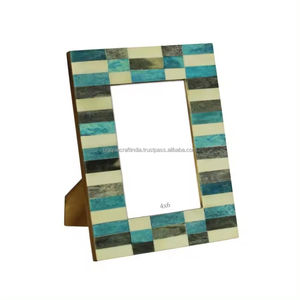 Marco de Fotos de Madera con Incrustaciones de Resina, Hecho a Mano, Ecológico y Duradero, Inspirado en la Bandera, con Estrellas y Rayas Patrióticas, para Mesa - Product Image 6