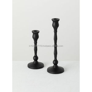Bougeoir en fer de style vintage accrocheur avec de beaux bras pour créer une lumière romantique chaleureuse et une ambiance chaleureuse - Product Image 2