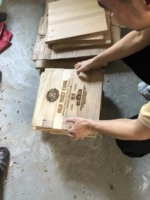 Boîte cadeau en bois laqué cerise pour piano, étui de rangement en MDF avec fermeture à bouton, emballage personnalisé avec logo