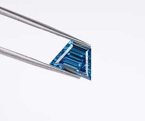 Trapezoid <b>Step</b> Cut Blue Lab Grown Diamond Loose Stone Fancy Color CVD Diamond for Side Stones Making Jewelry Rings Earrings - Product Image 5