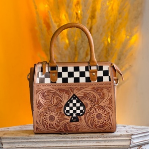 Bolso Bandolera de Cuero Genuino Venus Leathers, Diseño Floral con Letras, Hecho a Mano, Cierre de Cremallera, Antirrobo, Estilo Western, Gran Venta - Product Image 2