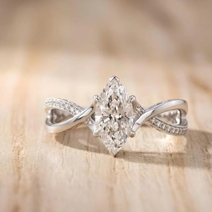 Anillo de Compromiso de Oro Sólido de 10K, 14K, 18K con Banda de Platino Trenzada, Certificado IGI, Color DEF, Claridad VS VVS, Diamantes de Laboratorio Marquise y Redondos - Product Image 3