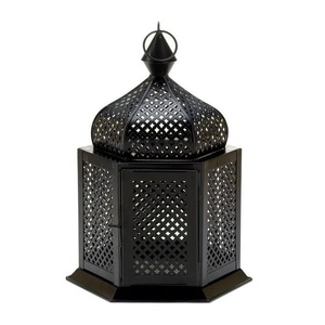 Lanterne marocaine décorative en fer forgé de style royal, faite à la main, écologique, durable, de style oriental vintage, personnalisable, à suspendre - Product Image 1