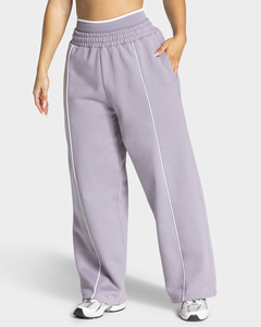 Chándal Gris de Mujer con Logotipo Personalizado y Líneas en Contraste, Cintura Elástica y Ribetes, Sudadera Casual Oversize con Capucha y Ribetes - Product Image 5