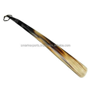 Calzador de Cuerno de Toro Premium, Tallado a Mano, Ecológico, Duradero, Cómodo, con Acabado Liso para Hombres y Mujeres - Product Image 1