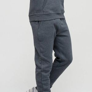 Ensemble de jogging pour hommes, survêtement premium uni à capuche, survêtements personnalisés, ensemble pantalon de survêtement et sweat à capuche pour hommes, vente en gros - Product Image 3