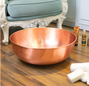 Bassin de pédicure artisanal contemporain en cuivre martelé durable pour salon - Product Image 3