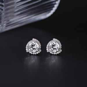Boucles d'oreilles à halo de diamants Moissanite de forme ronde pour femmes, cadeau d'anniversaire, en argent 925, cadeau surprise pour demoiselle d'honneur - Product Image 4