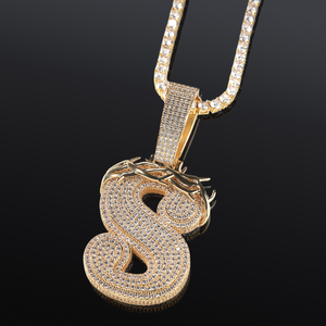 Collier pendentif lettre hip-hop plaqué or rose 18 carats avec micro-incrustation de moissanite pour cadeau de fête - Product Image 6