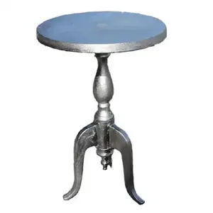 Mesa de centro de metal con acabado antiguo y hoja de hojalata fundida para decoración de suelos en el hogar, sala de estar y villas. - Product Image 2