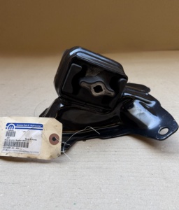 Soportes de Motor Nuevos MOPAR al por Mayor para Fiat 124 Spider (1966-1985) 1800 Rally Abarth (CSA) de Goma y Metal, Repuestos para Automóviles - Product Image 3