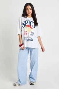 Camiseta extragrande con estampado frontal Spicy Margarita - Product Image 3
