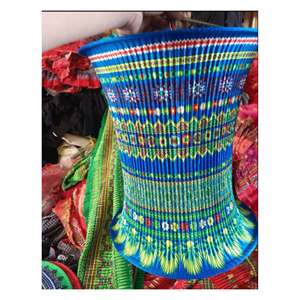 Lanterne ethnique vietnamienne OEM en brocart, faite à la main, décorative, avec couvercle en tissu, pour la décoration intérieure, l'hôtellerie et les événements - Product Image 4