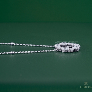Collier Exquis en Diamants Circulaires, Ovales et Ronds en Or Blanc 14K avec Motif Couronne Multi-Pierres et Pendentif Chaîne Station - Product Image 6