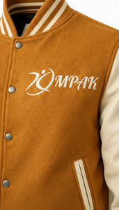 Custom Winter Fashion Varsity <b>Jacket</b> Hooded Eco-Friendly Unisex Front Logo Wholesale - Product Image 4