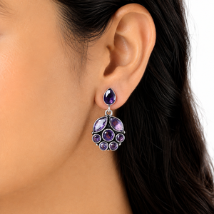 Boucles d'oreilles pendantes en forme de fleur d'améthyste, plaquées argent antique, oxydées, faites à la main |   Bijoux Bohèmes en Grappe |   Cadeau pour femme bohème - Product Image 5