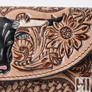 Portefeuille trifold en cuir de vachette pour femme, motif floral brodé - Product Image 2