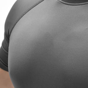 Vêtements d'entraînement écologiques, coupe ajustée, vêtements d'été, t-shirt de compression à col rond, coupe ajustée, tissu épais, athlétique - Product Image 6