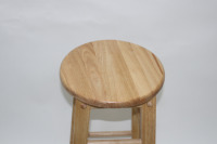 Tabouret de bar commercial en bois de caoutchouc, design scandinave antique, résistant à l'eau, écologique, durable, avec accoudoir fixe