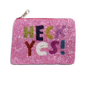 Monedero de nailon suave con cremallera, bordado a mano con cuentas, diseño de corazón vintage, rojo y blanco, hecho a mano, regalo de San Valentín - Product Image 3