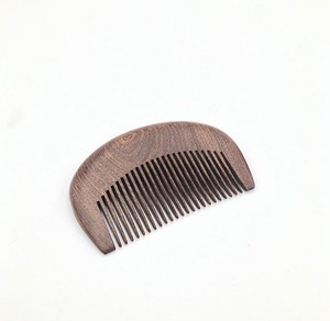 Peine de madera hecho a mano con forma natural, duradero, diseñado para el cuidado de la barba, masaje, regalo - Product Image 4