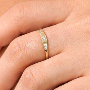 Luxury Solid Gold 14k Gold Plated Star Setting Wedding <b>Ring</b> Natural Moissanite <b>Stacking</b> <b>Ring</b> Customizable OEM Jewelry for Women - Product Image 4