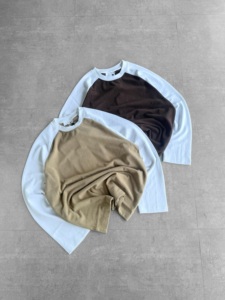 เสื้อยืดแขนยาววาฟเฟิลถักทรงแร็กแลน ผ้าริบเนื้อหนา อุ่นสบาย แขนเสื้อสองสีตัดกัน แบบเรียบง่าย สไตล์ลำลอง ขายดี - Product Image 4